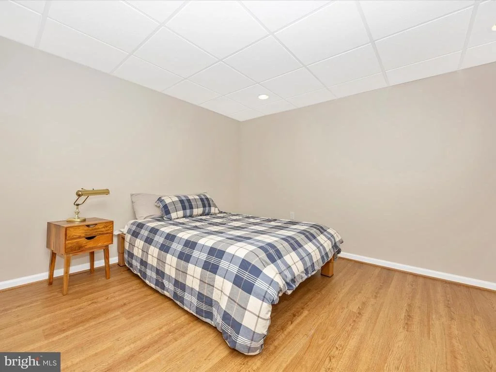 Photo of 201 CRESTVIEW COURT