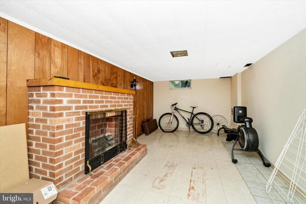Photo of 5521 WATERLOO ROAD