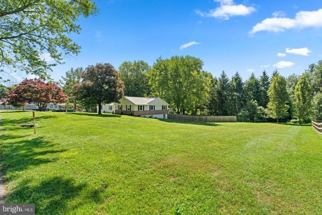 Photo of 14906 DUNSTAN LANE
