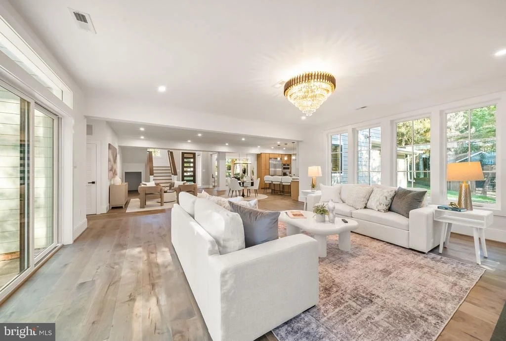 Photo of 8615 ACORN CIRCLE