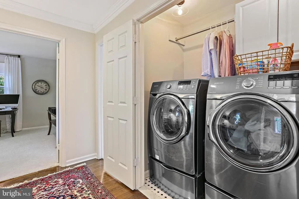 Photo of 8112 COACH STREET