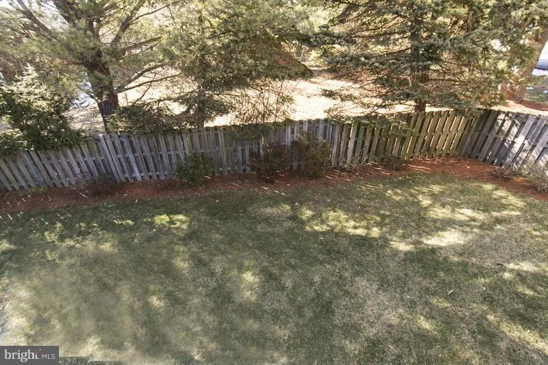Photo of 10941 HILLTOP LANE