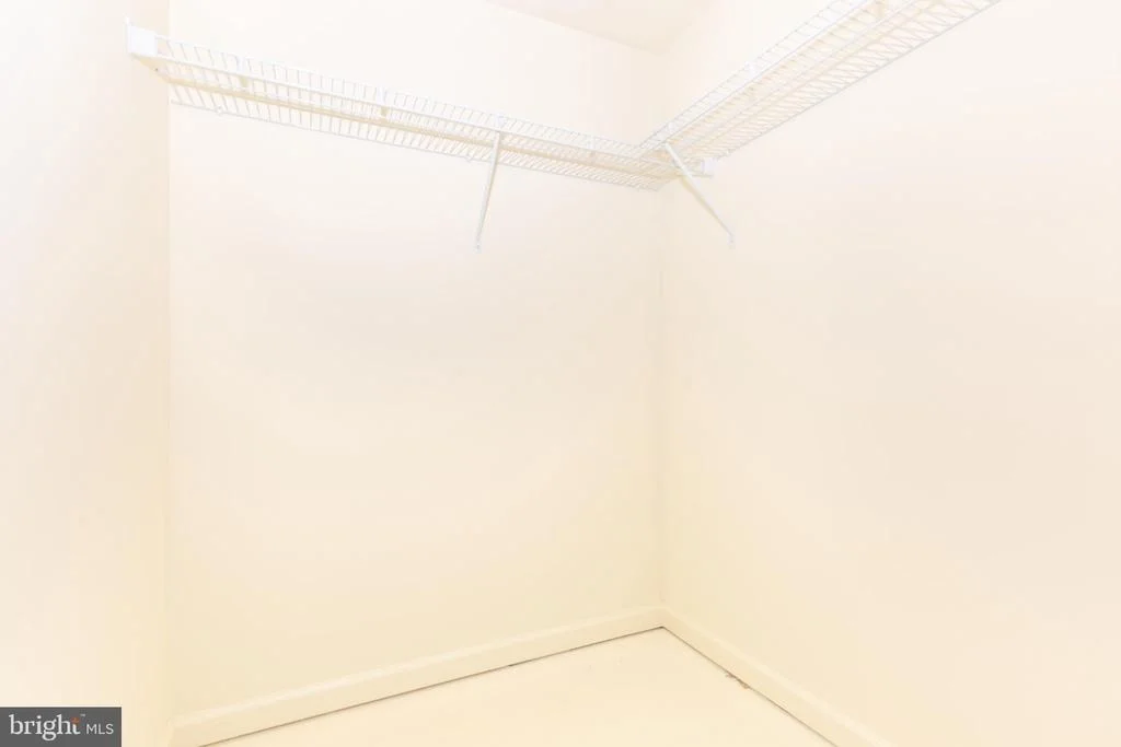 Photo of Unit 2D at 820 WEMBLEY DRIVE