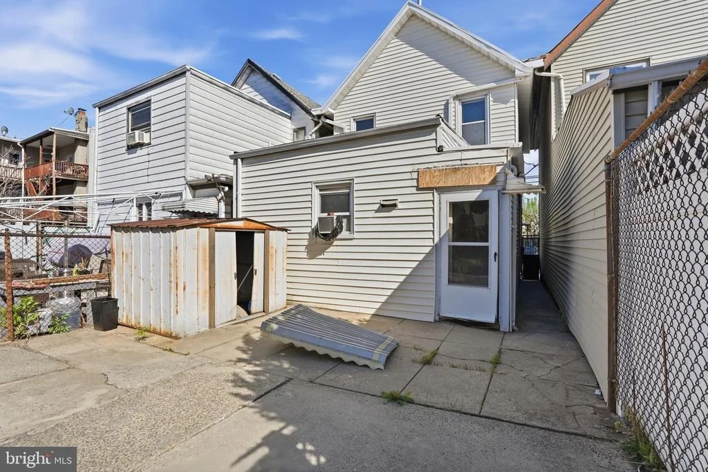 Photo of 209 HAMILTON STREET