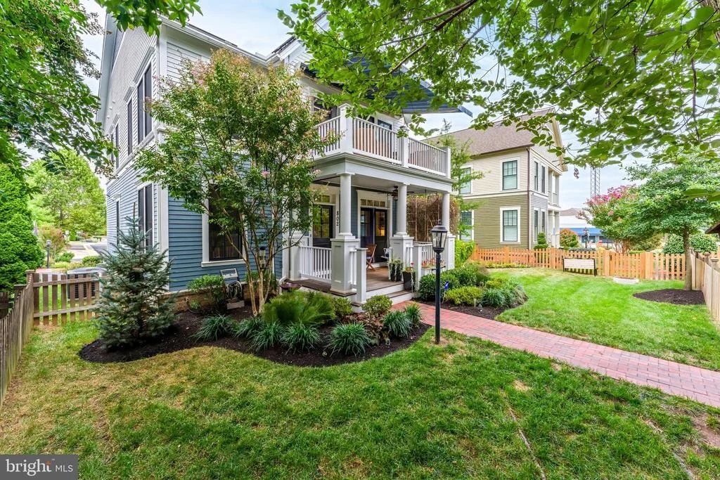 Photo of 802 VINE STREET