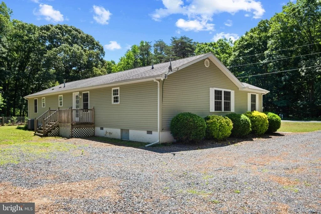 Photo of 23116 GILPIN POINT ROAD