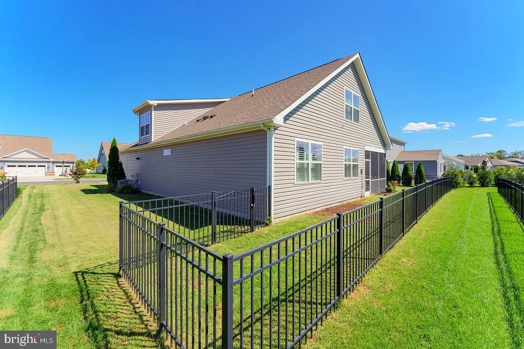 Photo of 15496 CRAPE MYRTLE ROAD