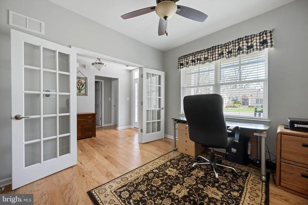 Photo of 147 W SHORE DRIVE