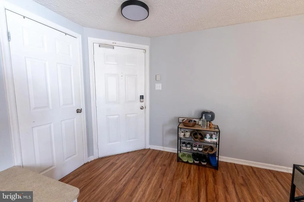 Photo of Unit E at 800 STRATFORD WAY