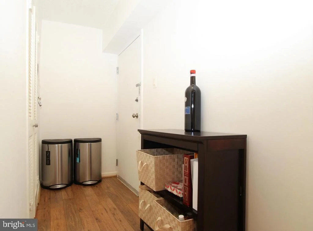 Photo of Unit 1B at 11658 STONEVIEW SQUARE