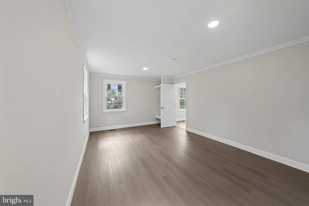 Photo of 6467 THIRD STREET