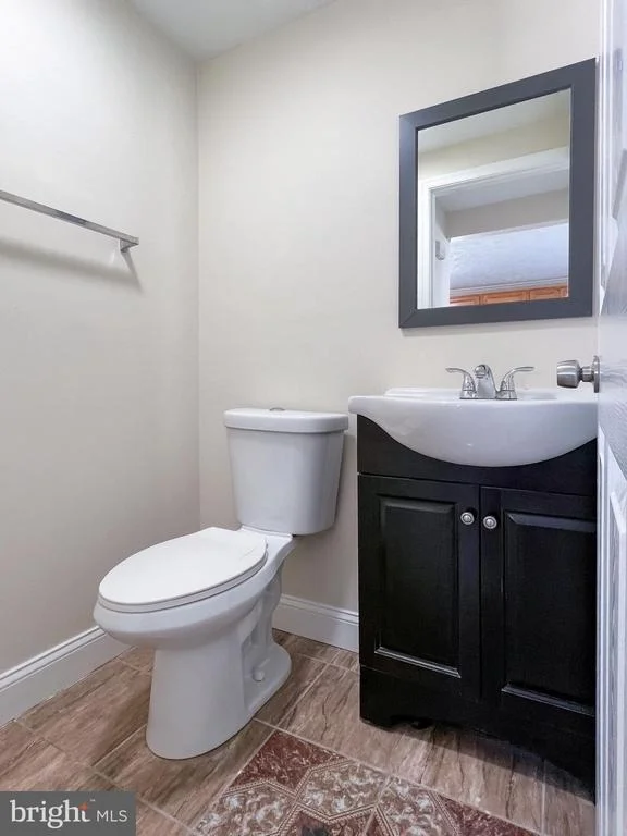 Photo of 1800 LAWNVIEW DRIVE