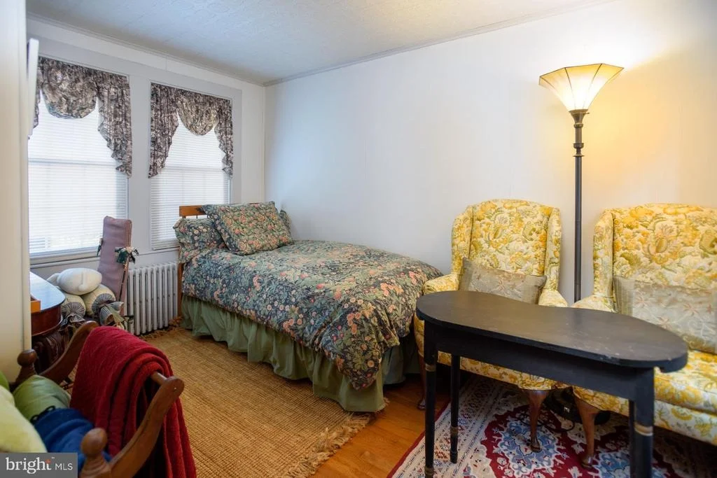 Photo of 1308 TOWN POINT ROAD