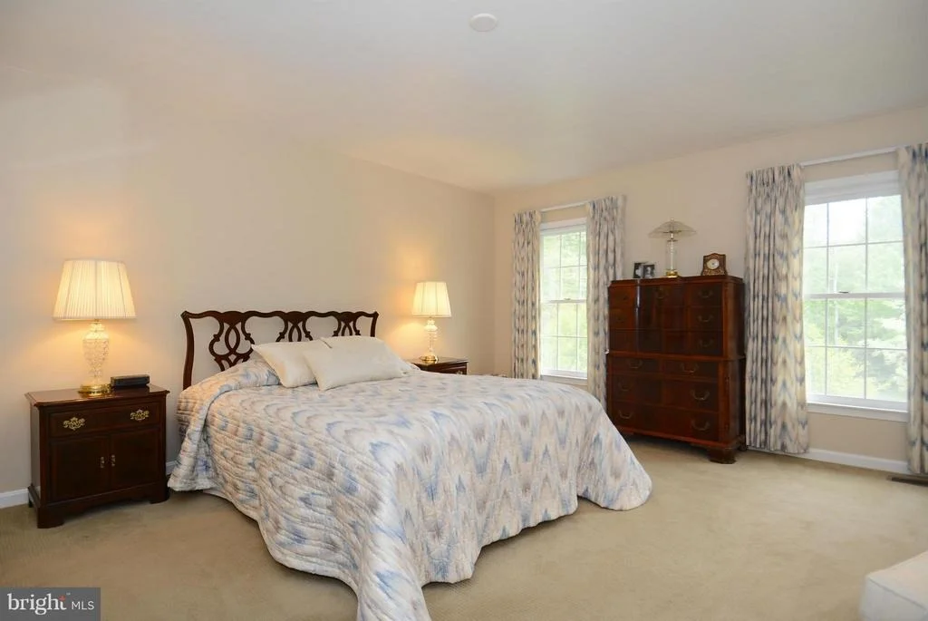 Photo of 11476 BRONZEDALE DRIVE
