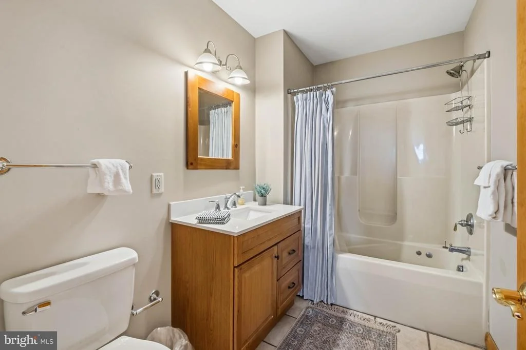 Photo of 206 HIGHLINE DRIVE