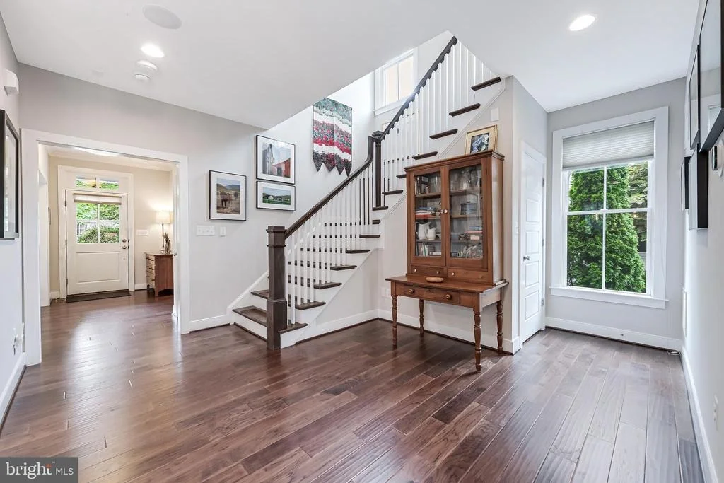 Photo of 802 VINE STREET