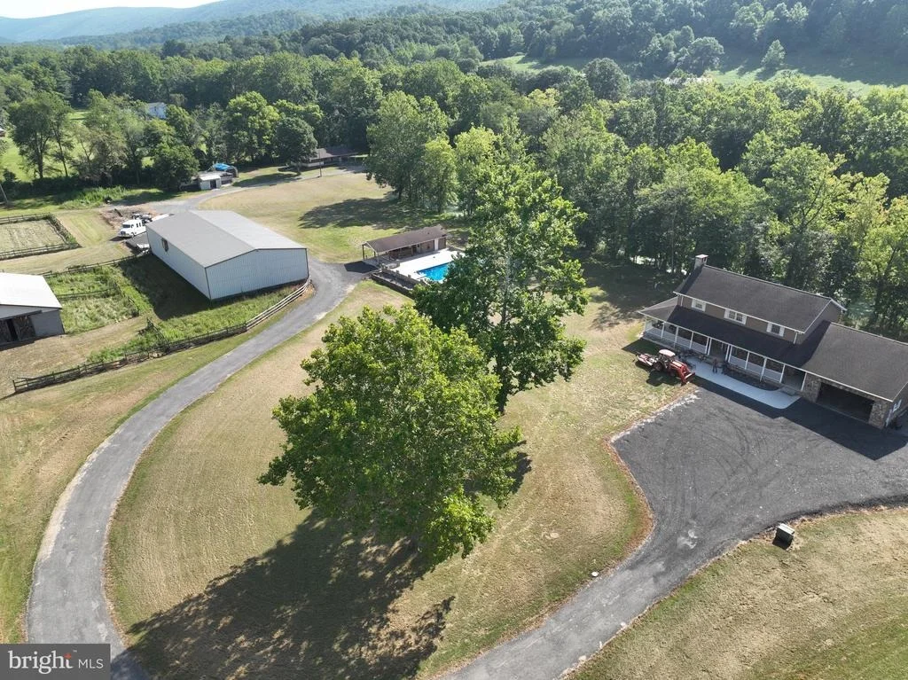 Photo of 13900 SCHELLSBURG ROAD