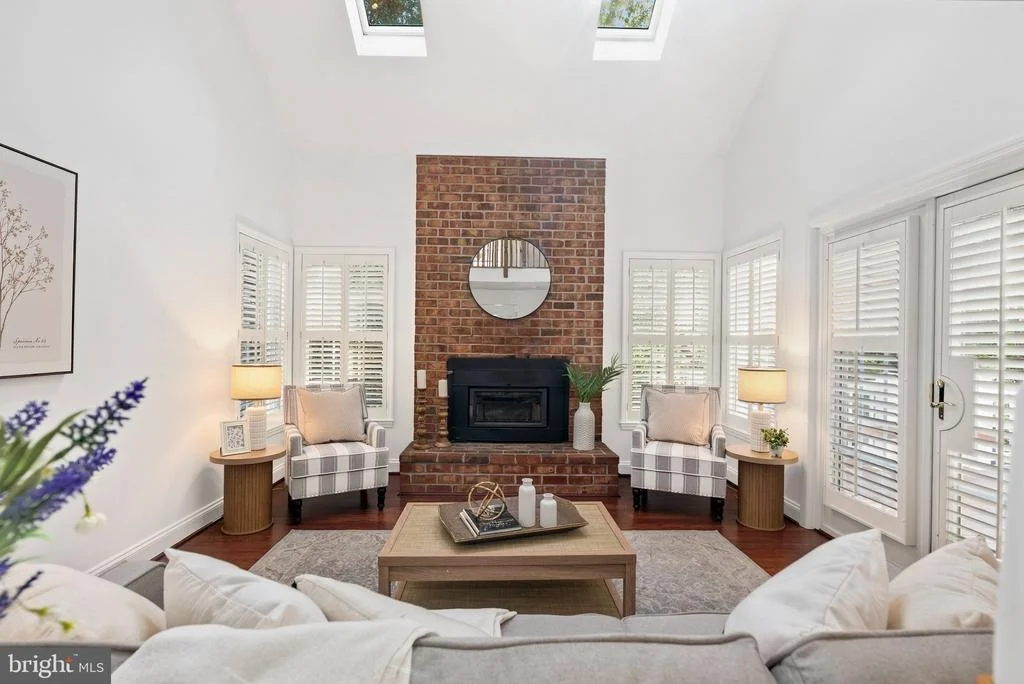 Photo of 11610 SILVERMAPLE COURT