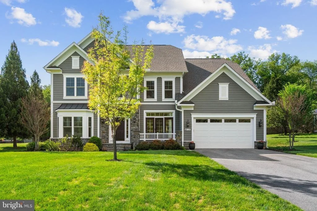 Photo of 413 VIERLING DRIVE