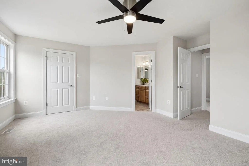 Photo of 5842 RIVERSIDE DRIVE