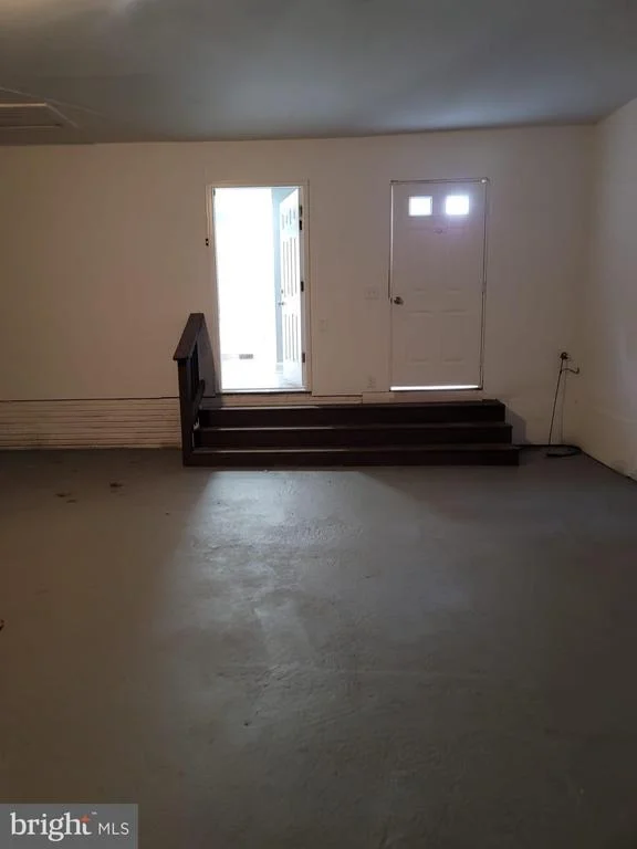 Photo of 135 N HARRISON ROAD N