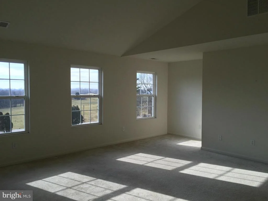 Photo of 384 BAYARD ROAD