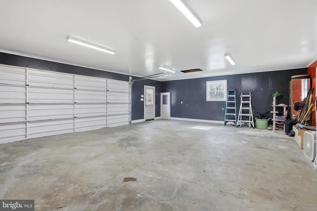 Photo of 16100 MALCOLM DRIVE