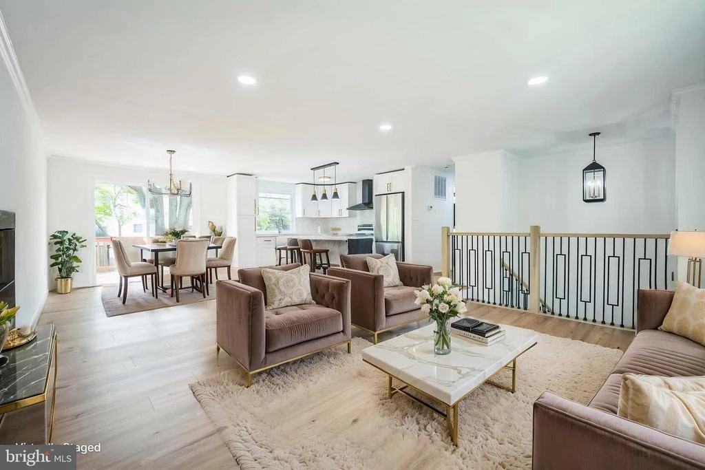 Photo of 1797 VALLEYSIDE DRIVE