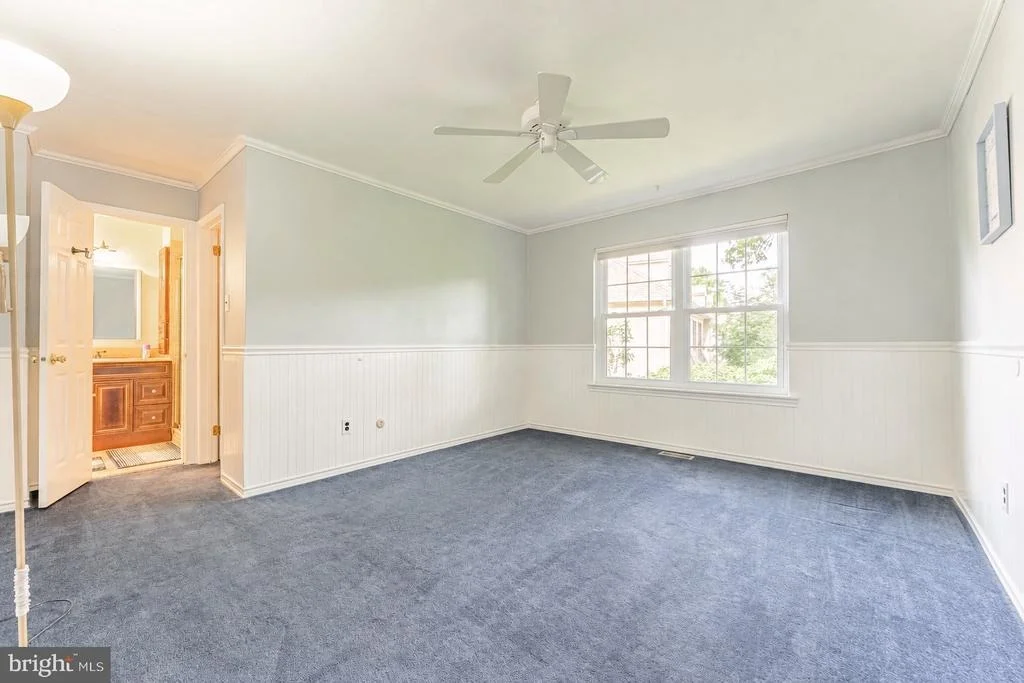 Photo of 11 CHATEAU CIRCLE