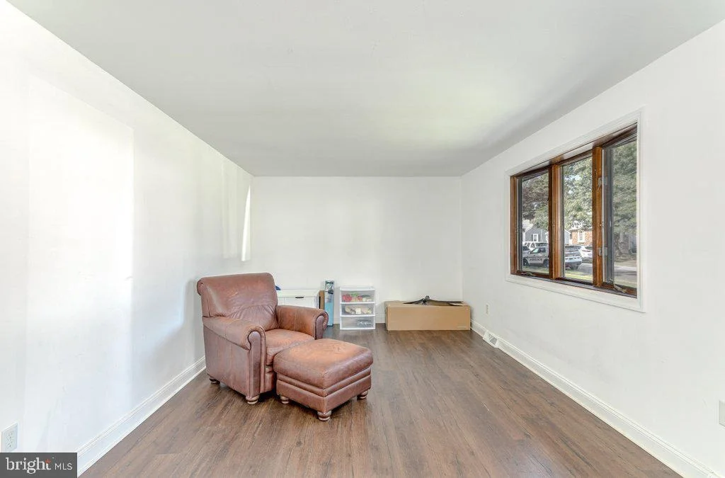 Photo of 300 3RD AVENUE