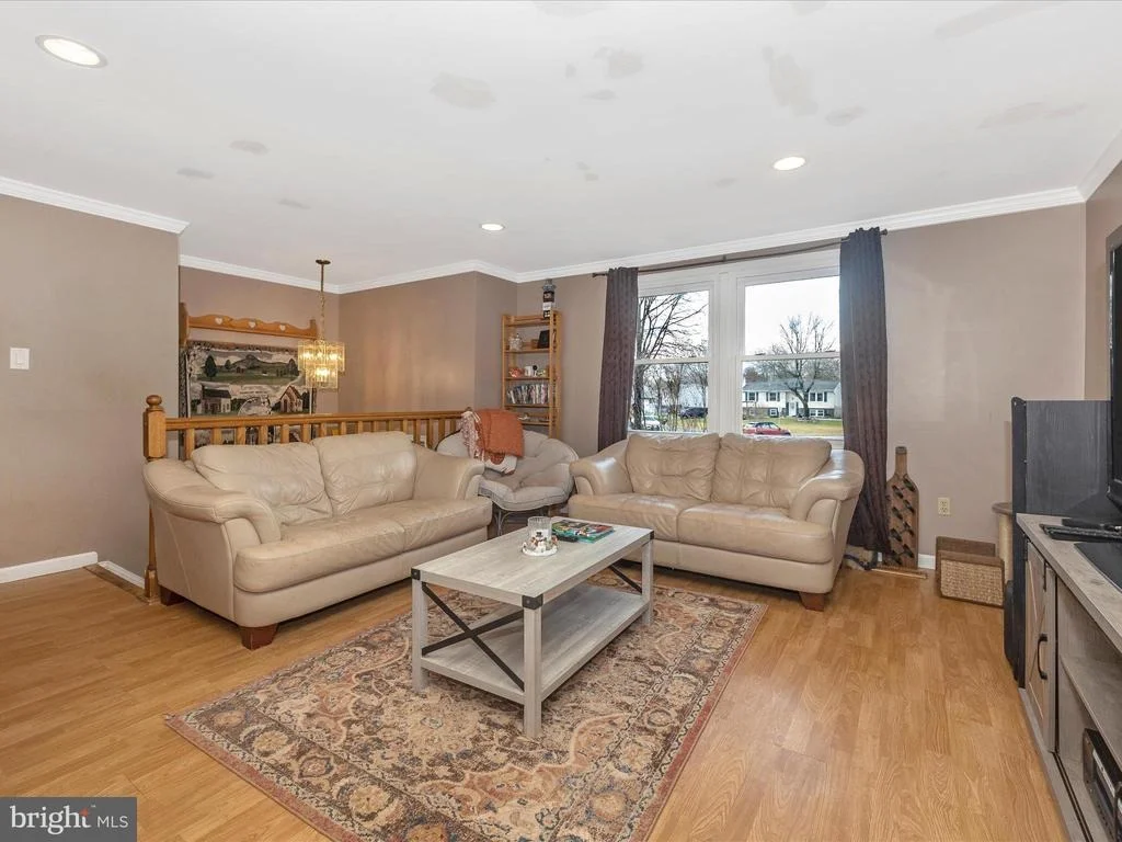 Photo of 19017 WOOTTON AVENUE