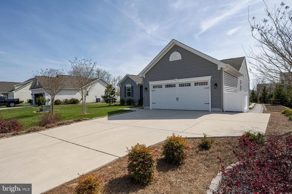 Photo of 33059 OGRE DRIVE