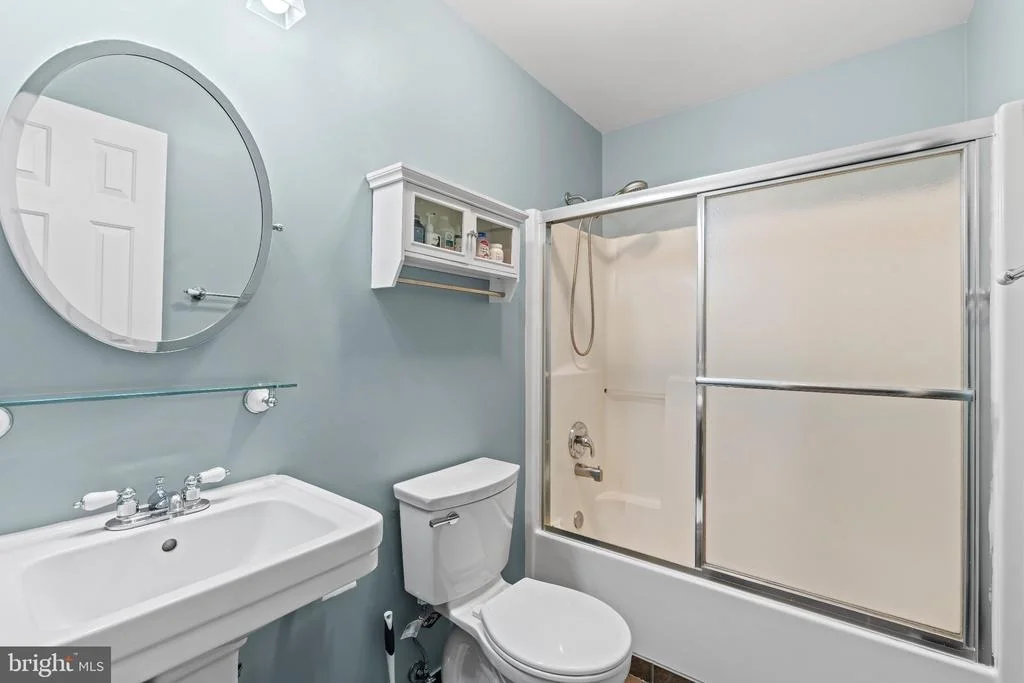 Photo of 4256 BISHOP LANE