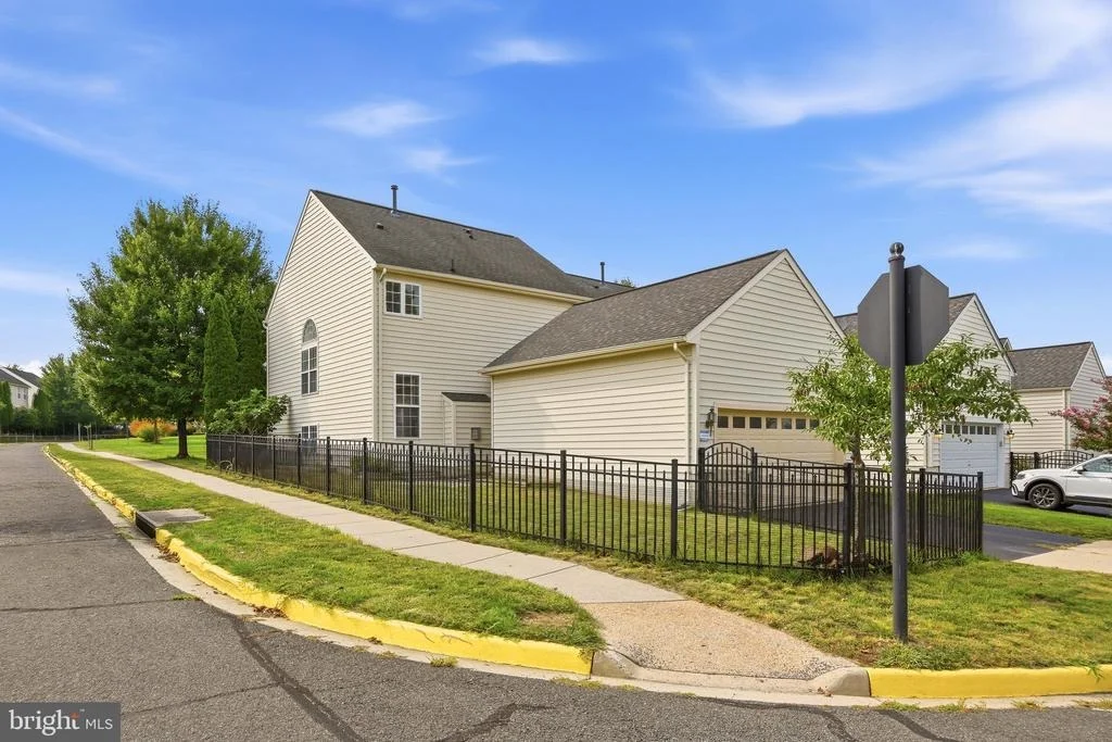 Photo of 17037 LOFTRIDGE LANE
