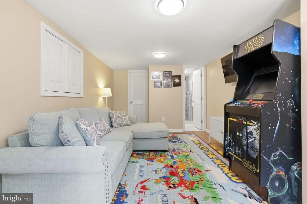Photo of 6010 34TH PLACE NW