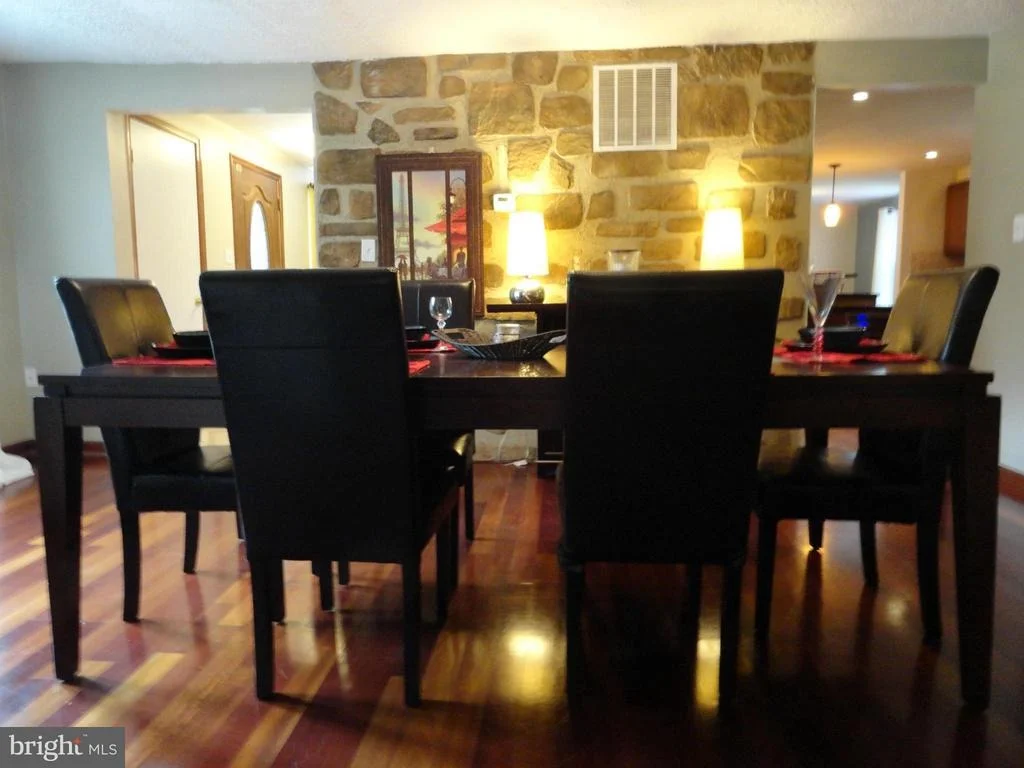 Photo of 1508 RAINBOW DRIVE