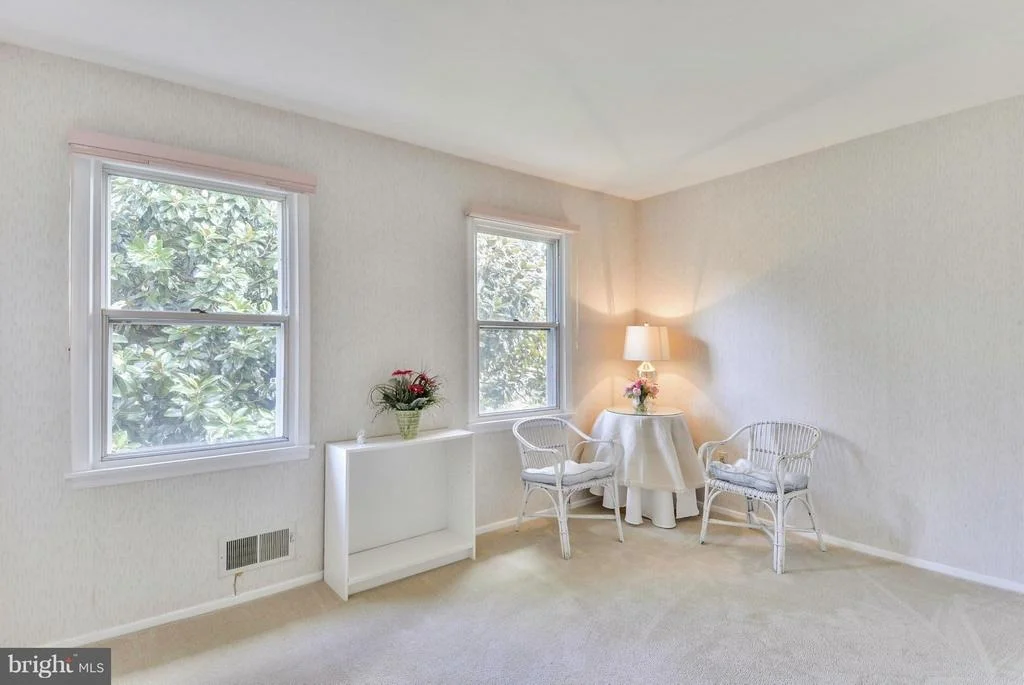 Photo of 21 STONEGATE DRIVE