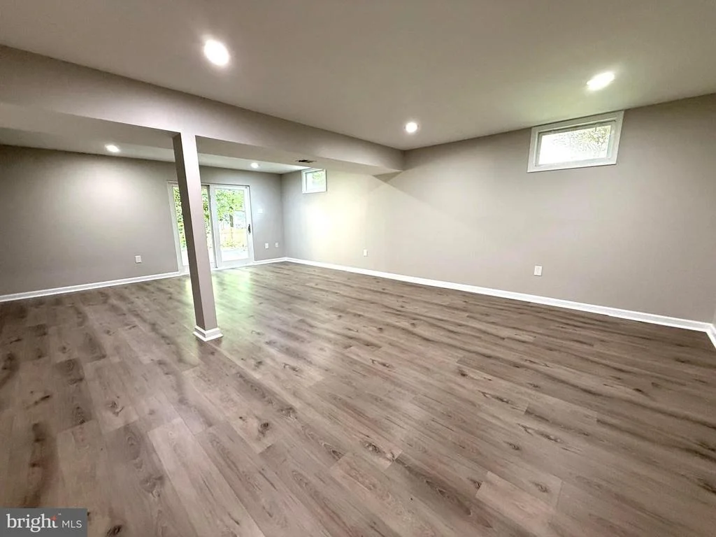 Photo of 9714 CHURCH WAY
