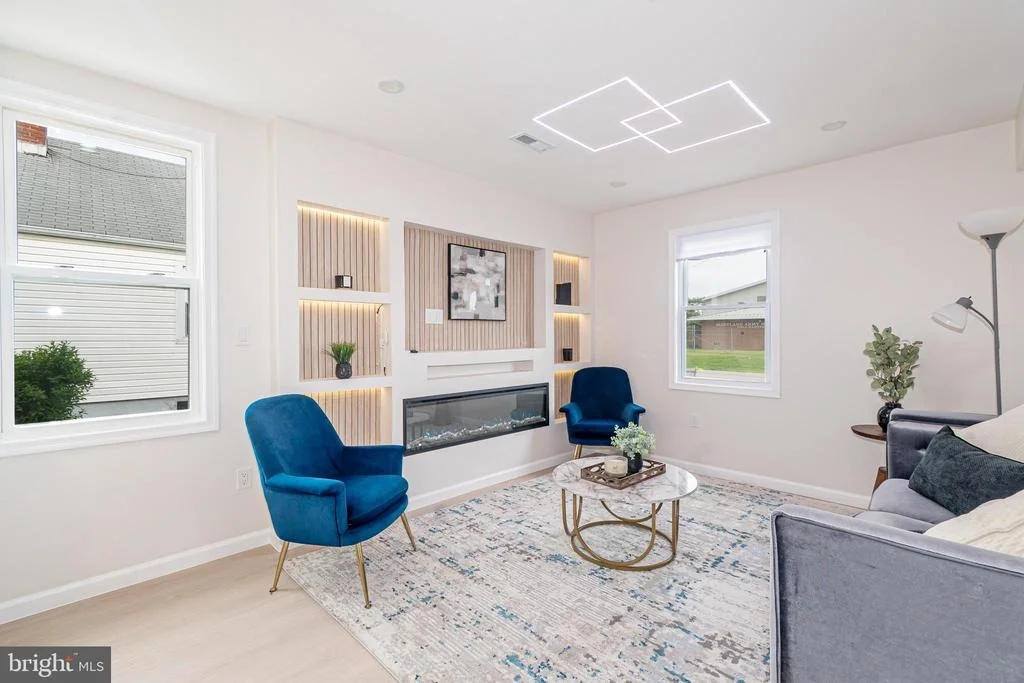 Photo of 1219 N POINT ROAD