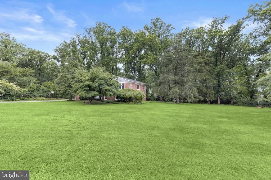 Photo of 2 GREENLEA DRIVE