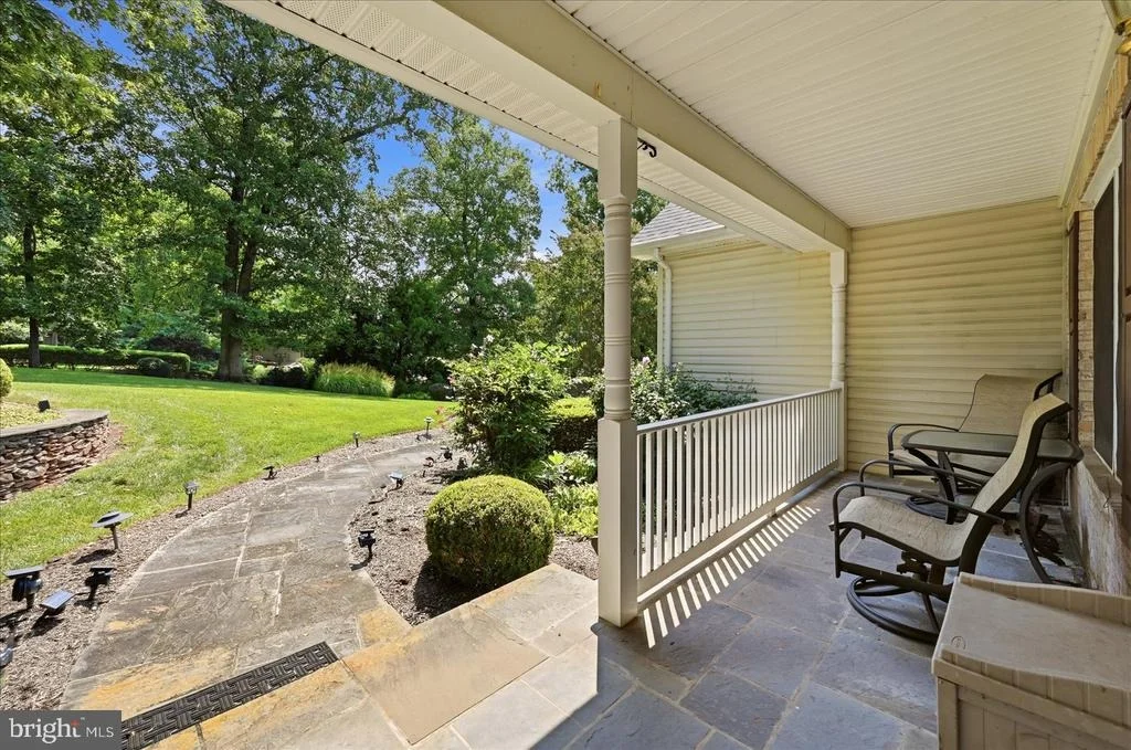 Photo of 45539 LAKESIDE DRIVE