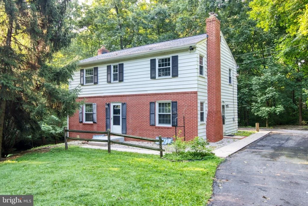 Photo of 1020 CEDAR CORNER ROAD