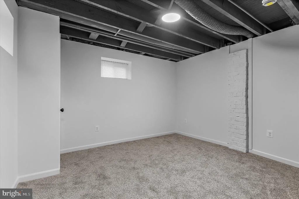 Photo of 5505 ASHBOURNE ROAD