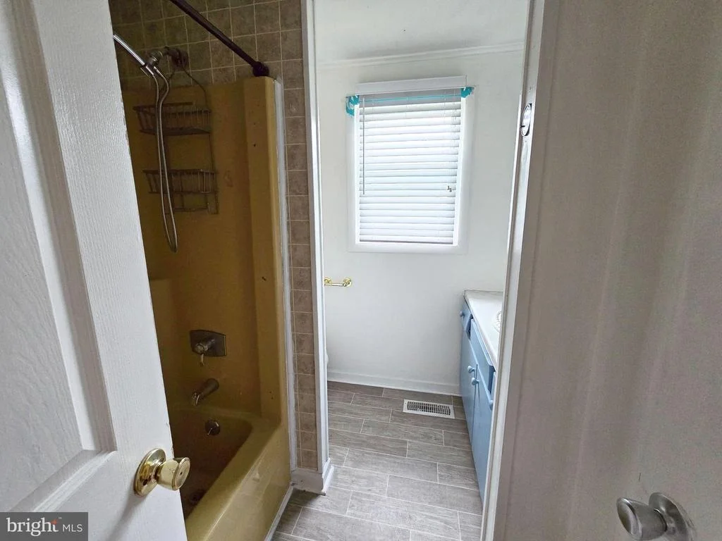 Photo of 6509 KENWOOD DRIVE