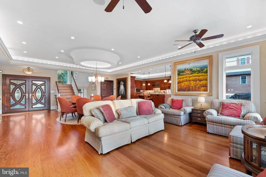 Photo of 206 HARBOR DRIVE