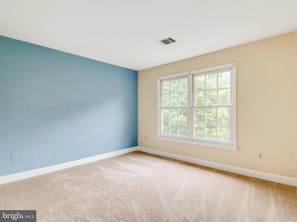 Photo of 22413 SWEETLEAF LANE