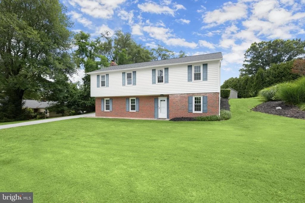 Photo of 9905 FREDERICK ROAD