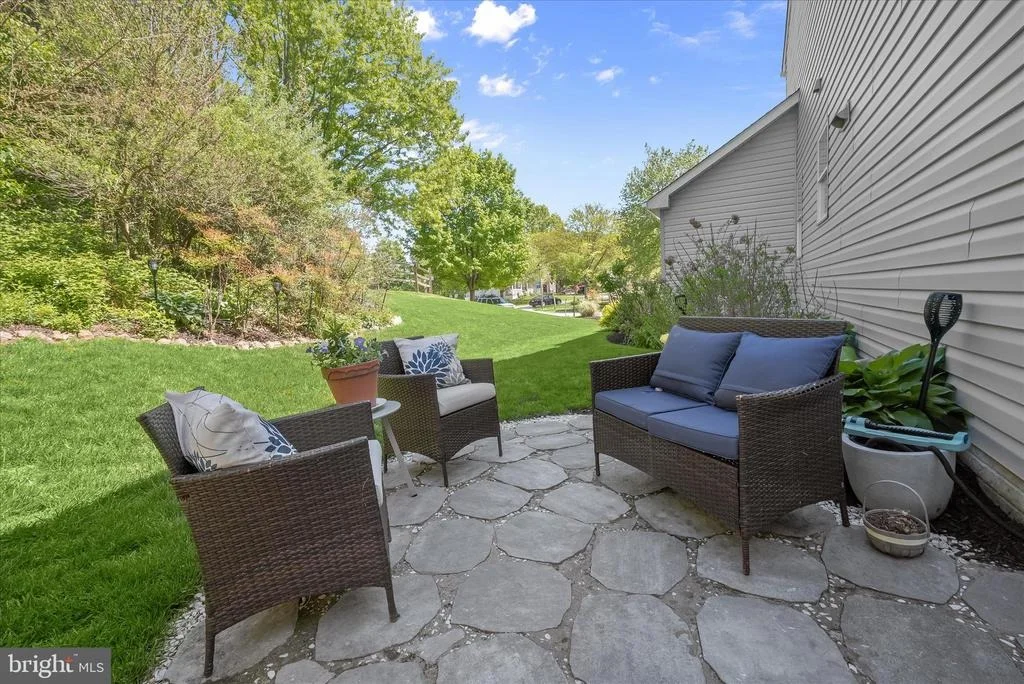 Photo of 7036 GARDEN WALK