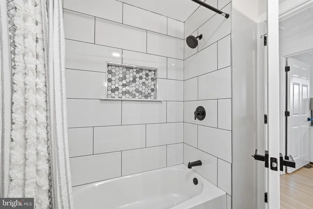 Photo of 160 BAMBOUSHAY LANE