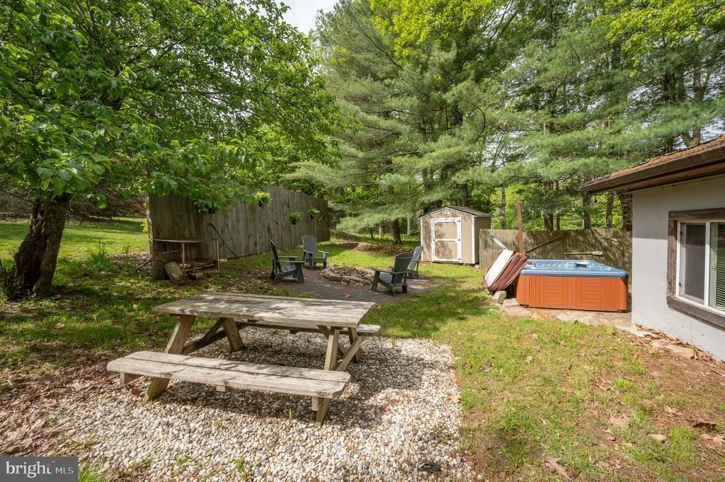 Photo of 560 GLENDALE ROAD